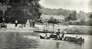 A team from Tyrrell and Green Southampton triumph in a Mop Fighting bout, at the 1939 Odney Rag Regatta A team from Tyrrell and Green Southampton triumph in a Mop Fighting bout, at the 1939 Odney Rag Regatta