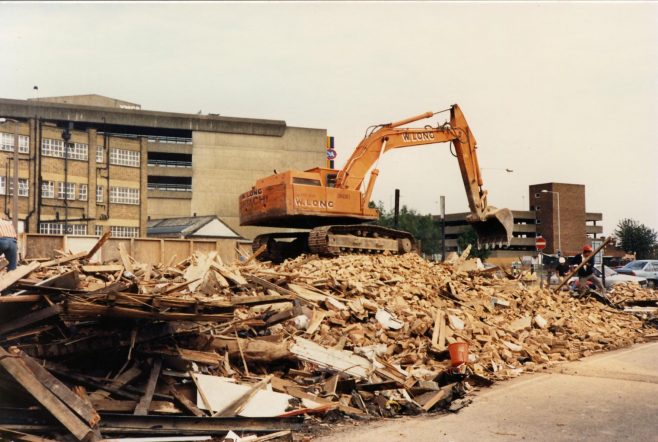 Demolition of the cottages being complete the Kinghams warehouse and the multi-storey car park above C & A are now visible. | JLP Archive Collection