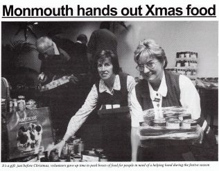 Monmouth hands out Xmas food